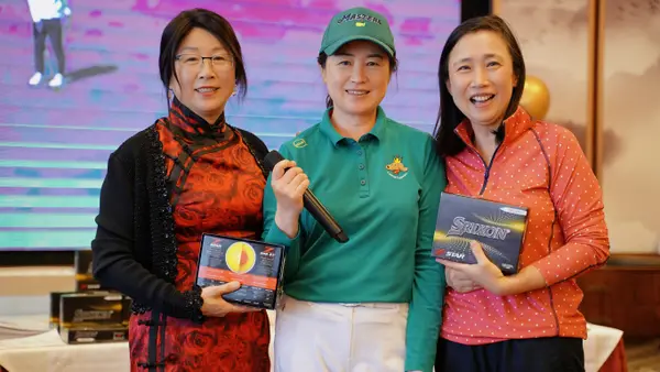 202305 颁奖合照 Srixon高尔夫球